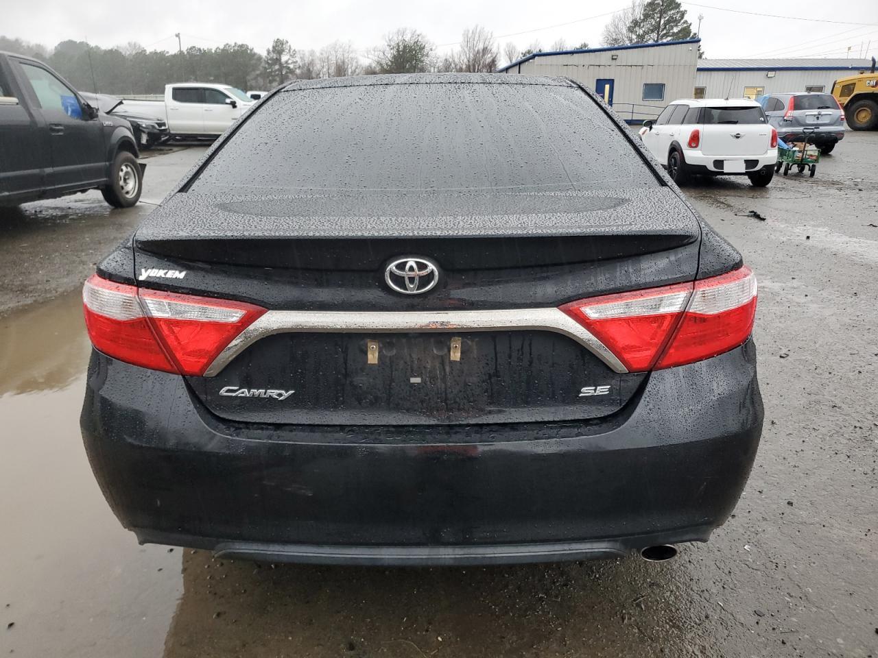 2017 Toyota Camry - Image 6