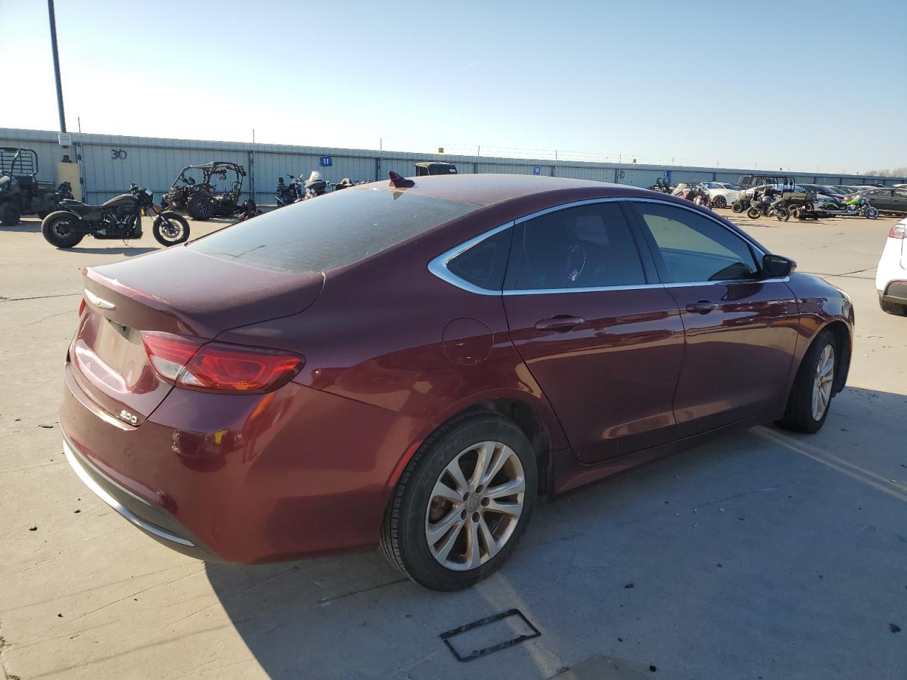 2016 Chrysler 200 - Image 3