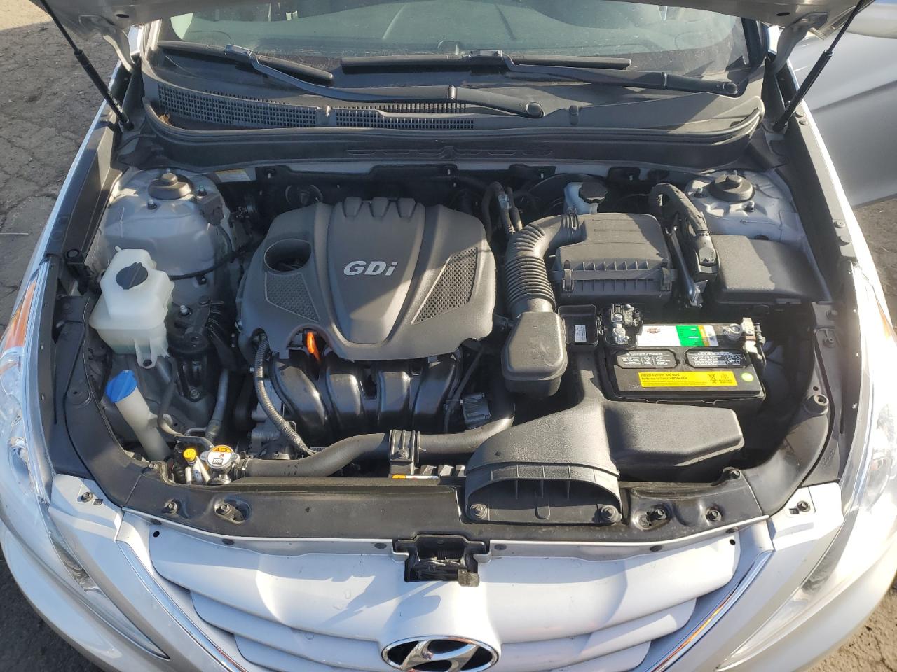 2013 Hyundai Sonata - Image 11
