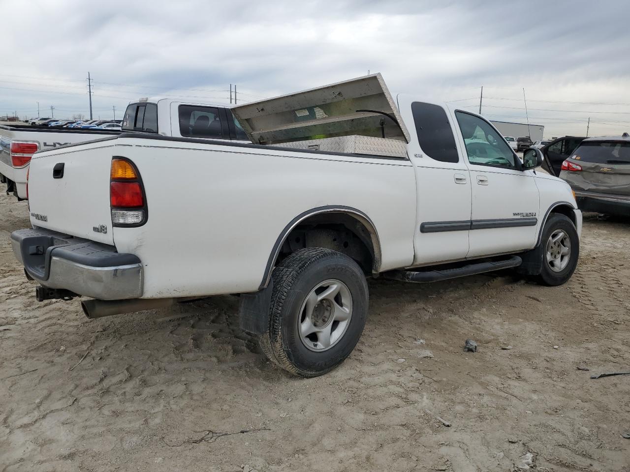 2004 Toyota Tundra - Image 3