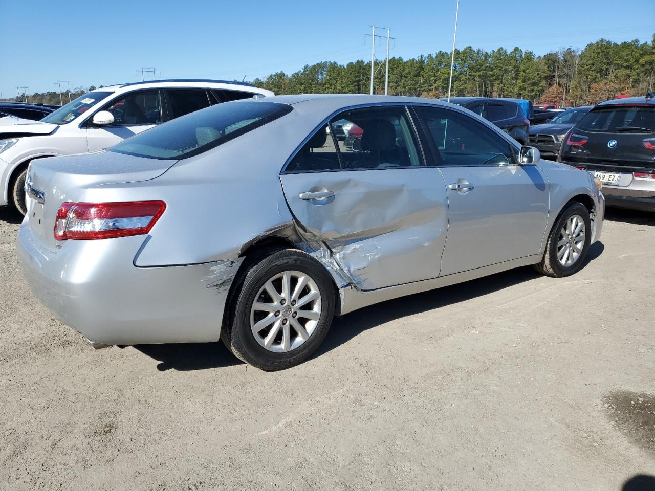 2011 Toyota Camry - Image 3