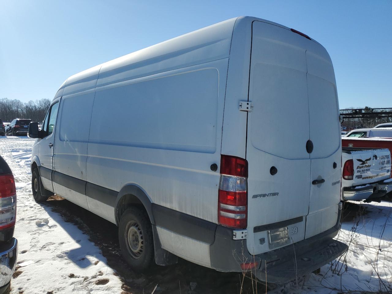 2015 Mercedes-Benz Sprinter - Image 2