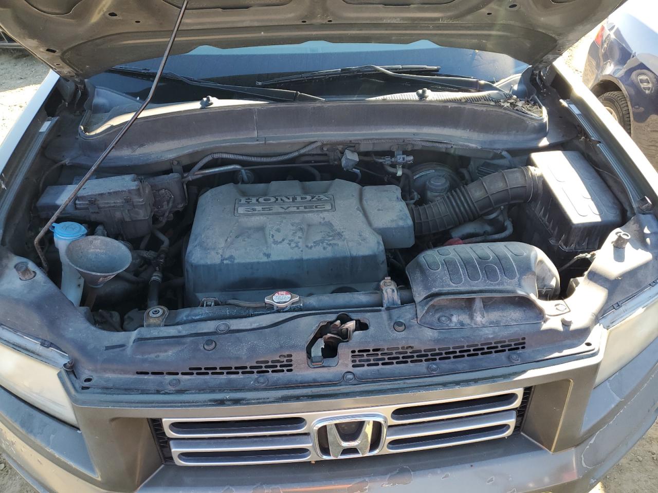 2006 Honda Ridgeline - Image 11