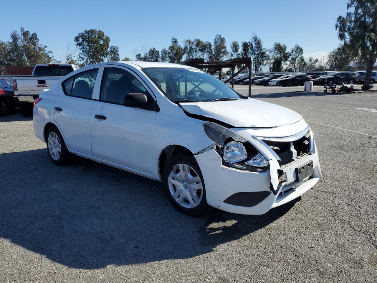 2015 Nissan Versa - Image 4
