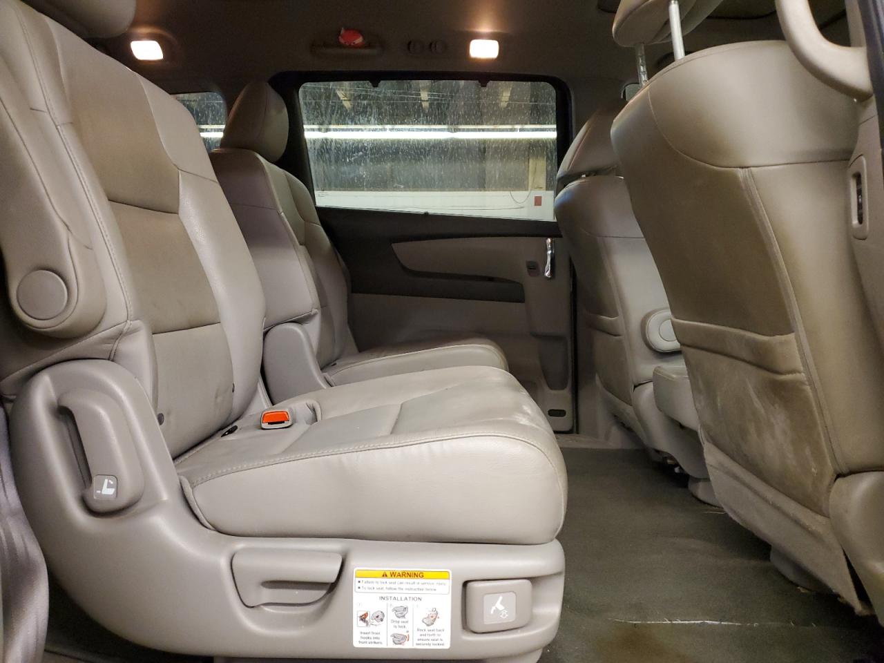 2017 Honda Odyssey - Image 11