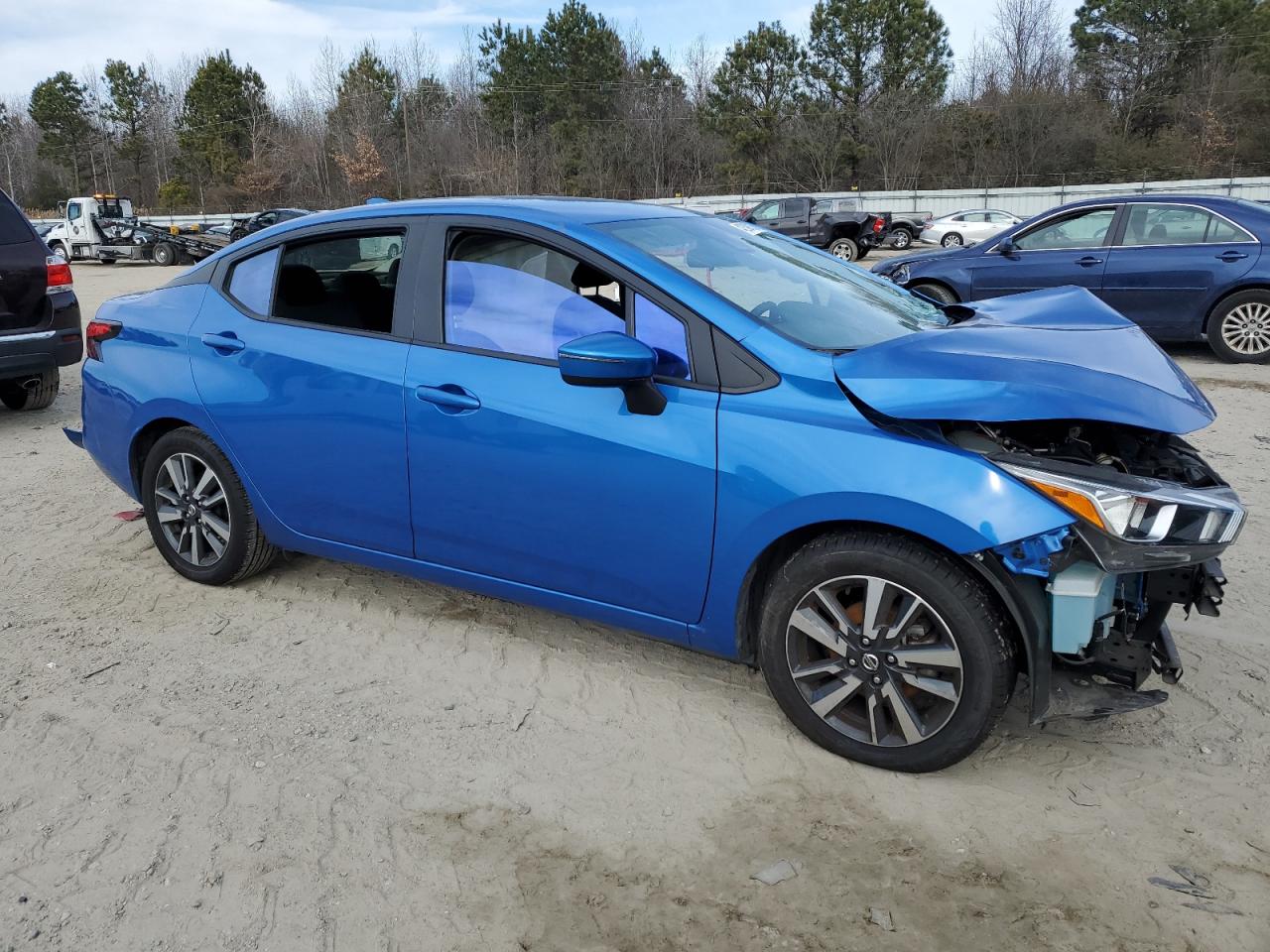 2021 Nissan Versa - Image 4