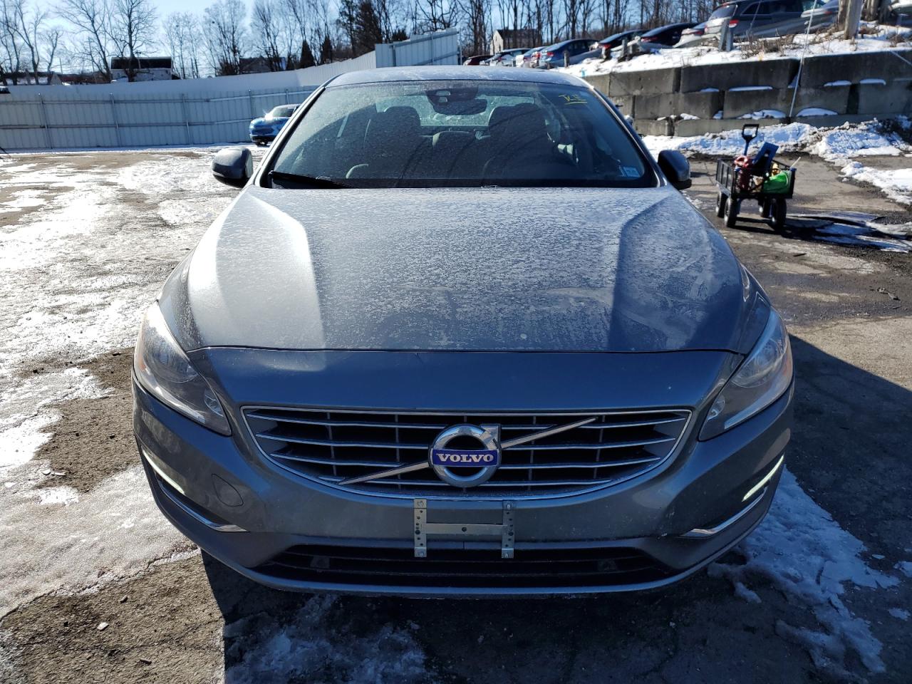 2018 Volvo S60 - Image 5