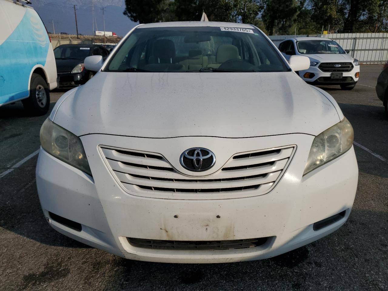 2009 Toyota Camry - Image 5