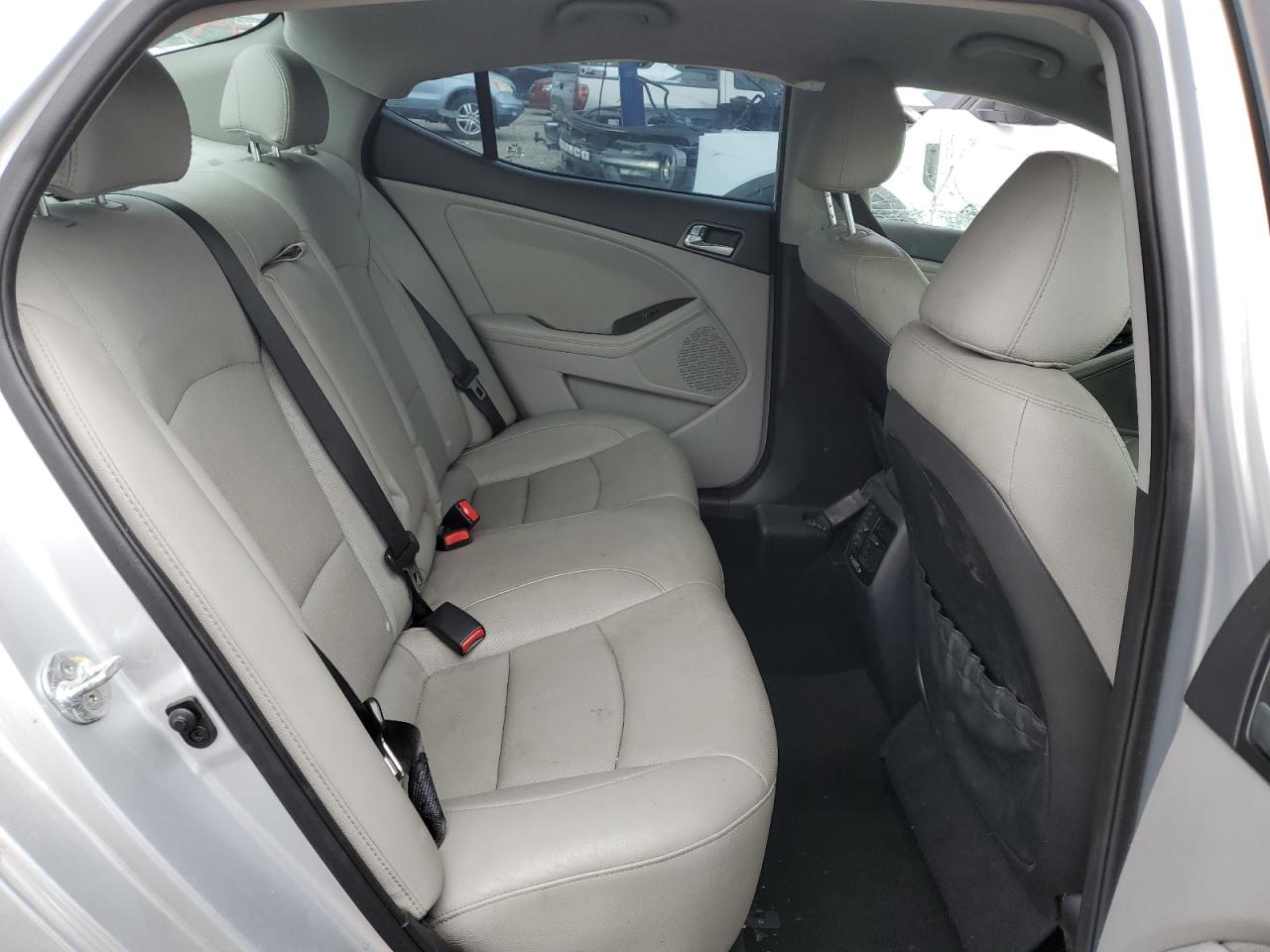 2015 Kia Optima - Image 10