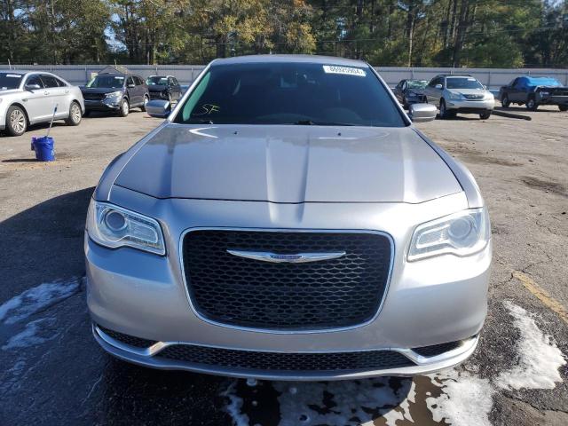  CHRYSLER 300 2015 Серебристый