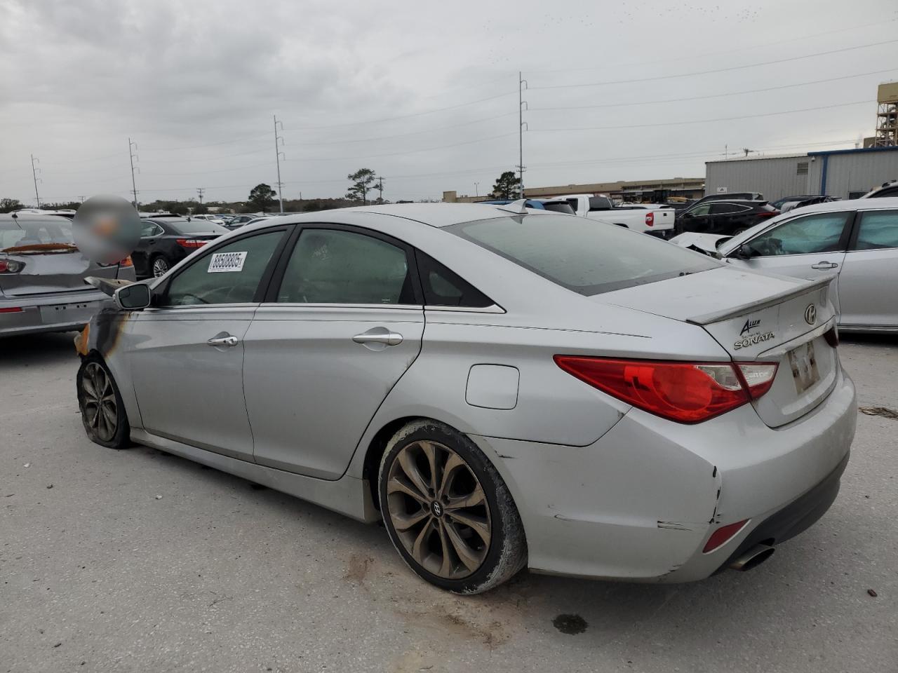 2014 Hyundai Sonata - Image 2