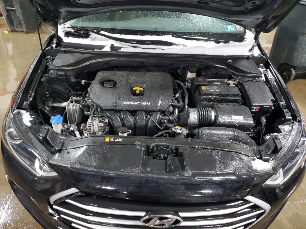 2018 Hyundai Elantra - Image 11