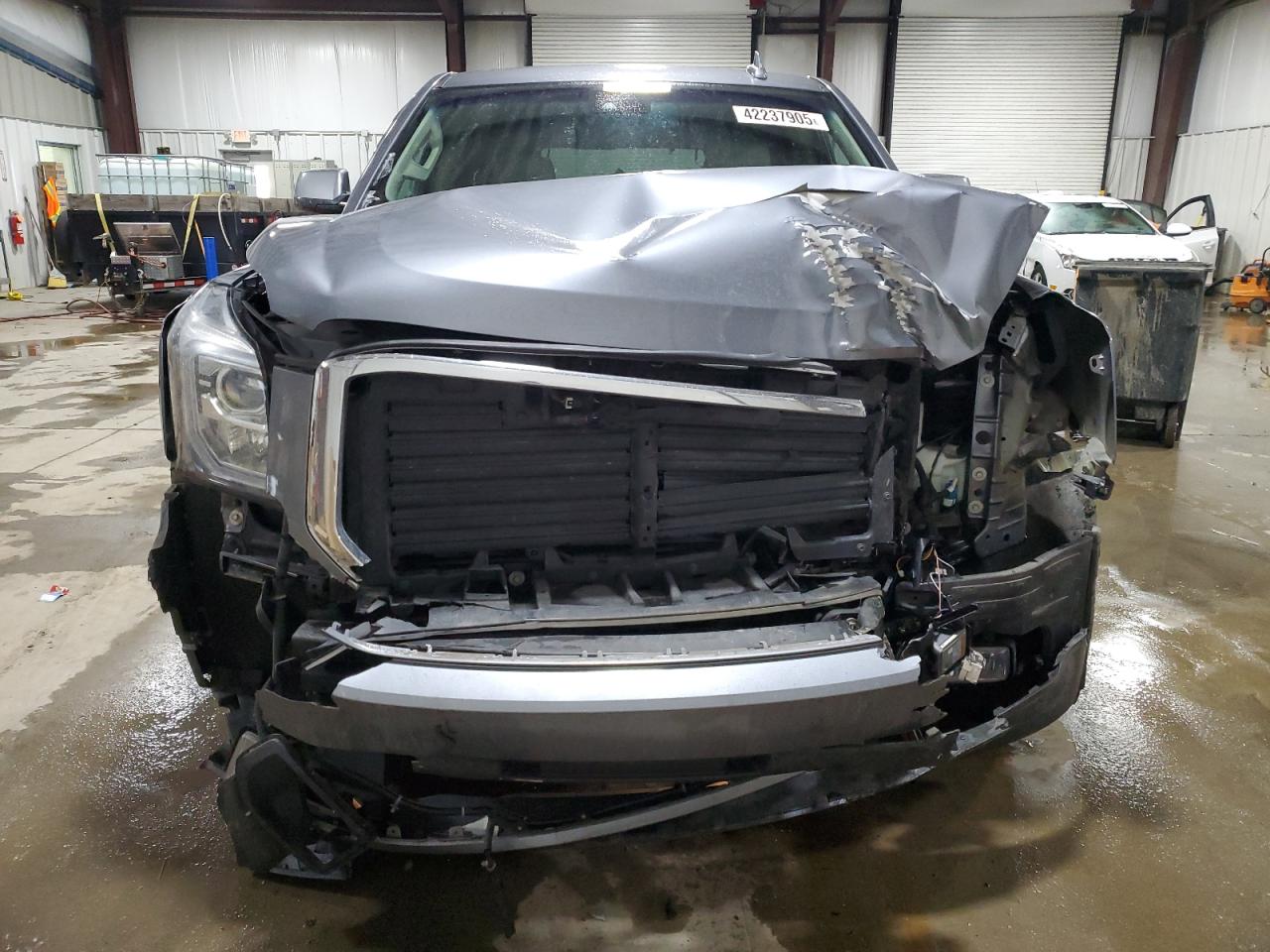 2018 GMC Yukon - Image 5