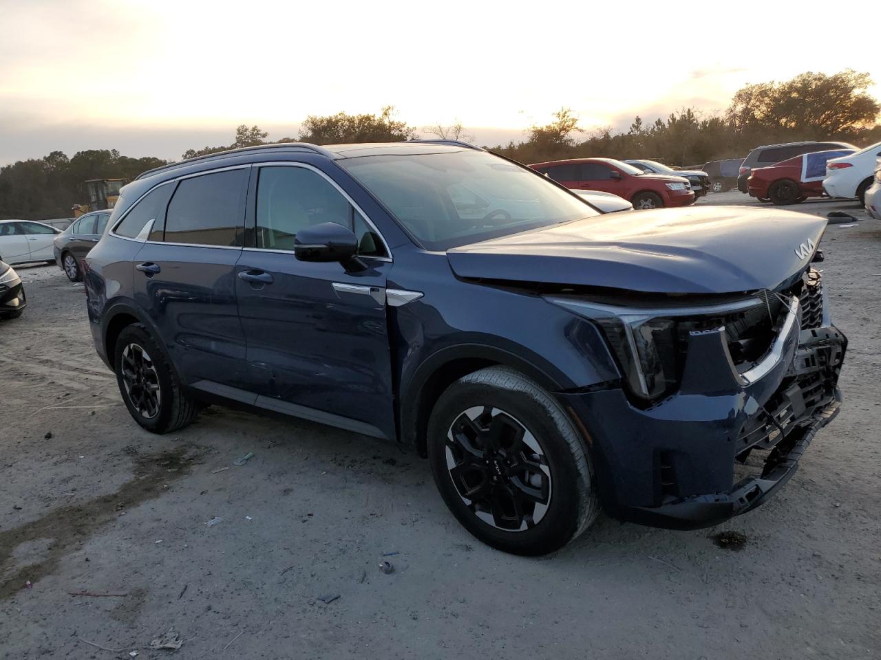 2024 Kia Sorento - Image 4