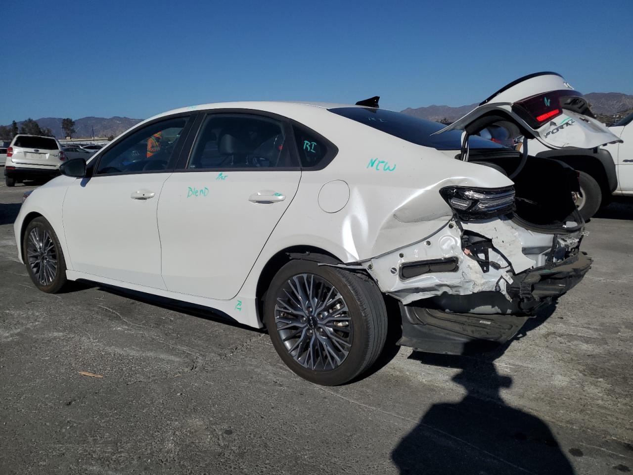 2023 Kia Forte - Image 2