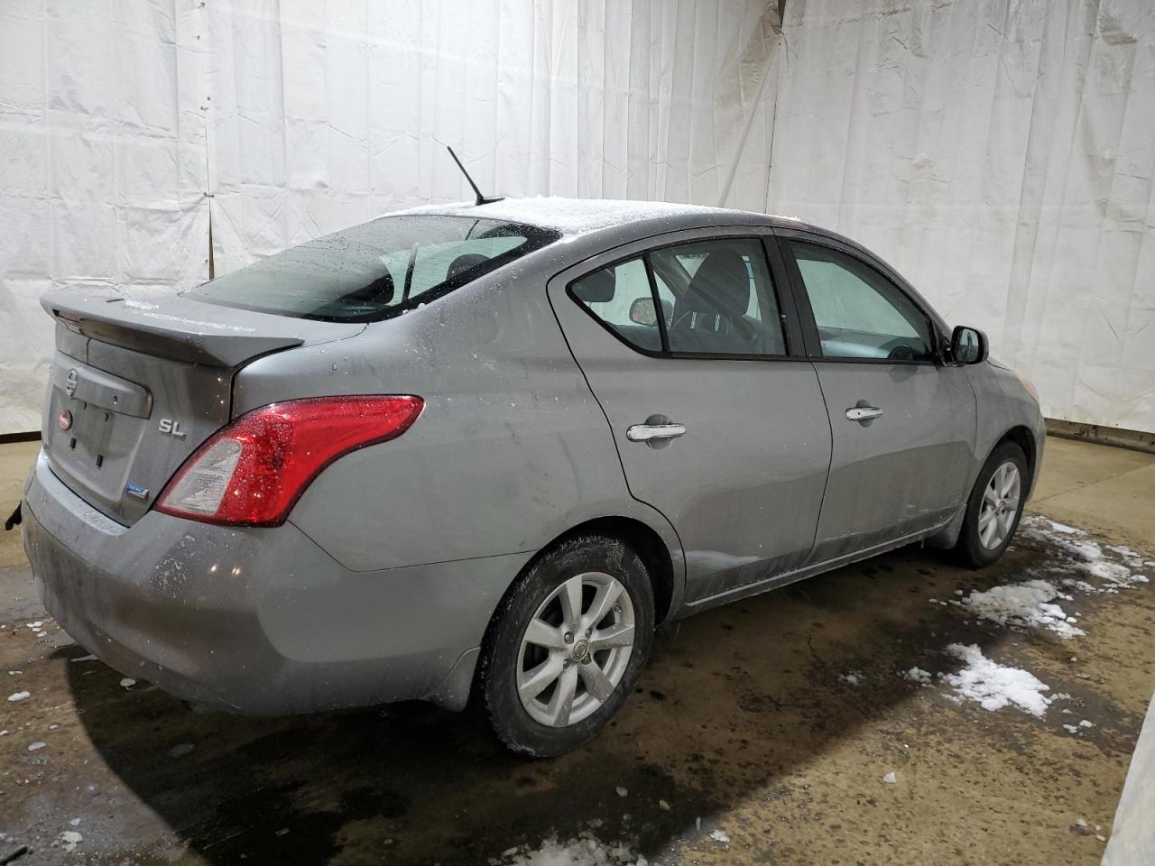 2013 Nissan Versa - Image 3