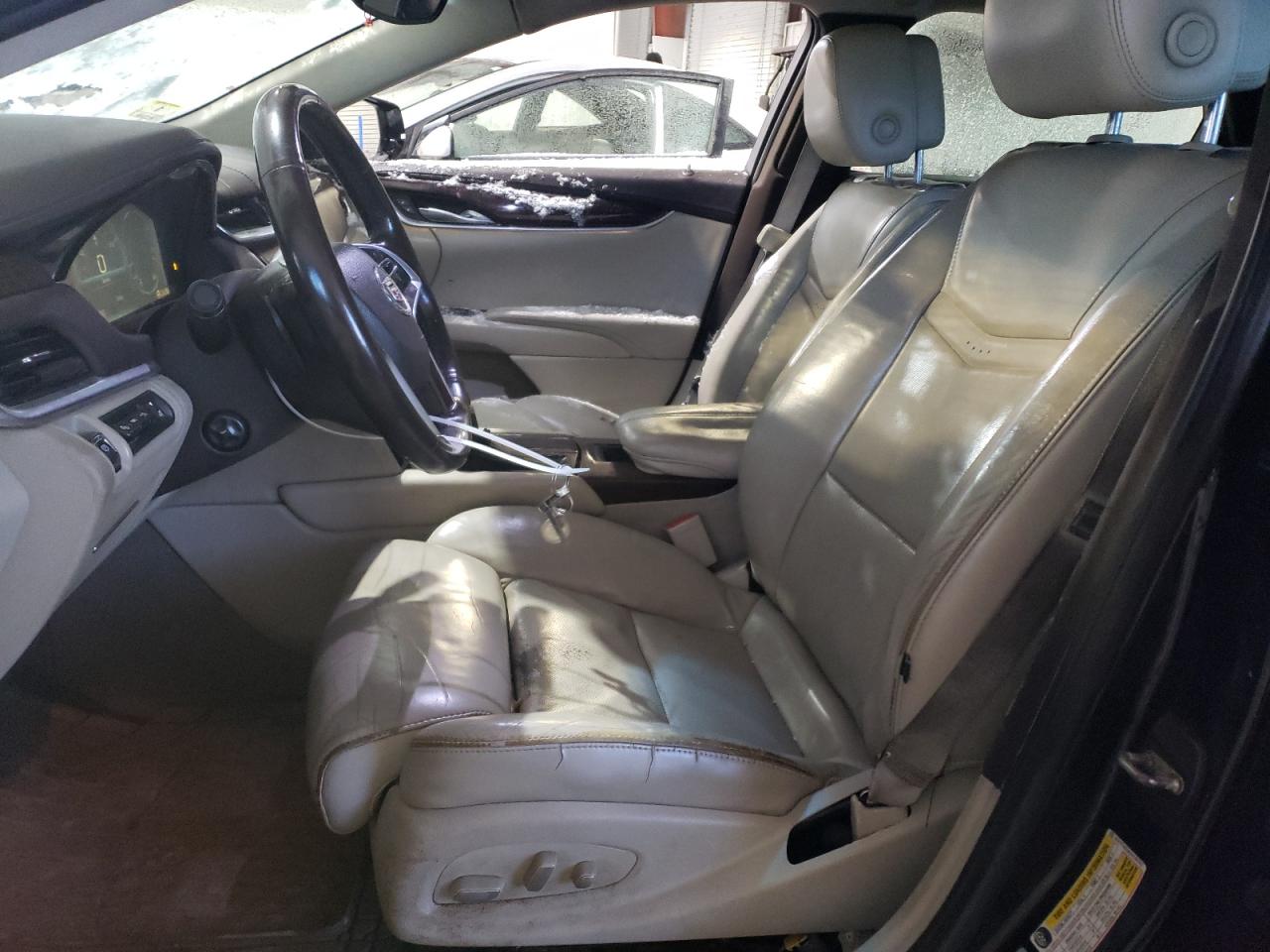 2013 Cadillac XTS - Image 7