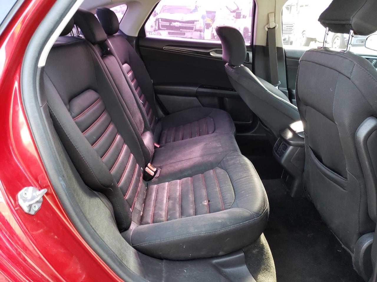 2016 Ford Fusion - Image 11