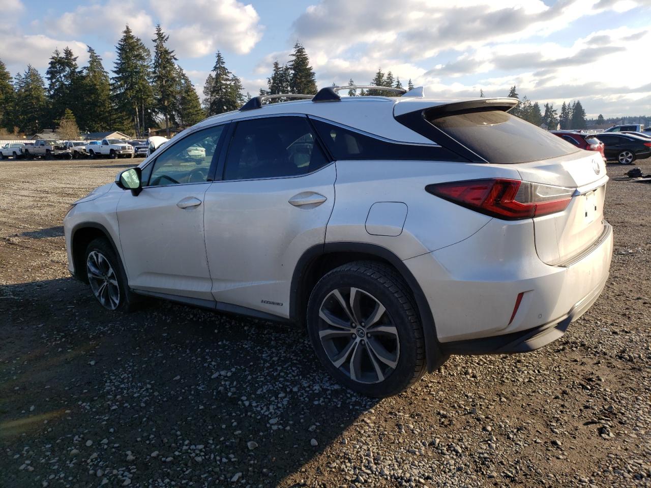 2019 Lexus RX - Image 2