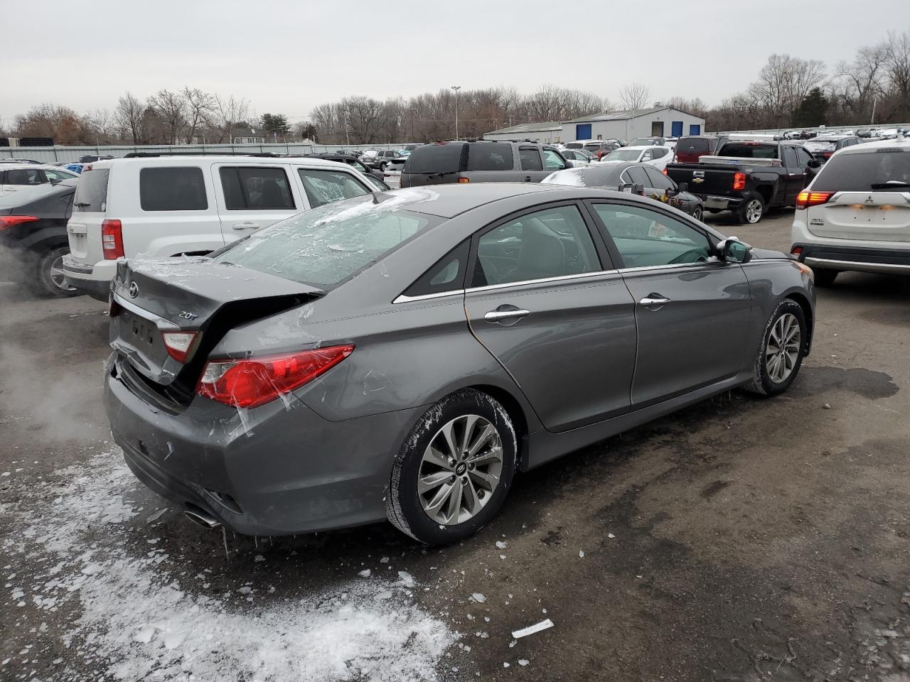 2014 Hyundai Sonata - Image 3