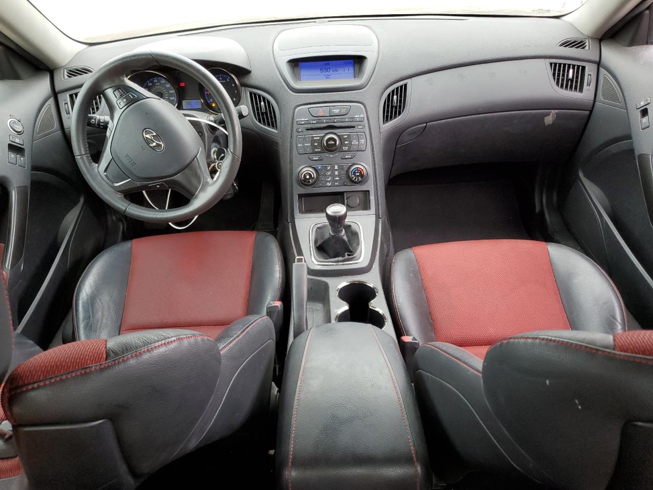 2012 Hyundai Genesis - Image 8