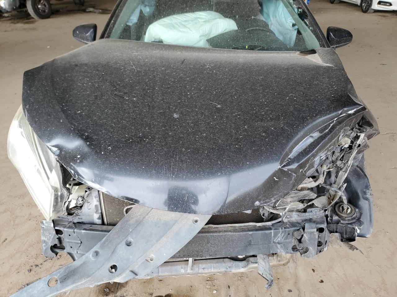 2016 Toyota Camry - Image 11