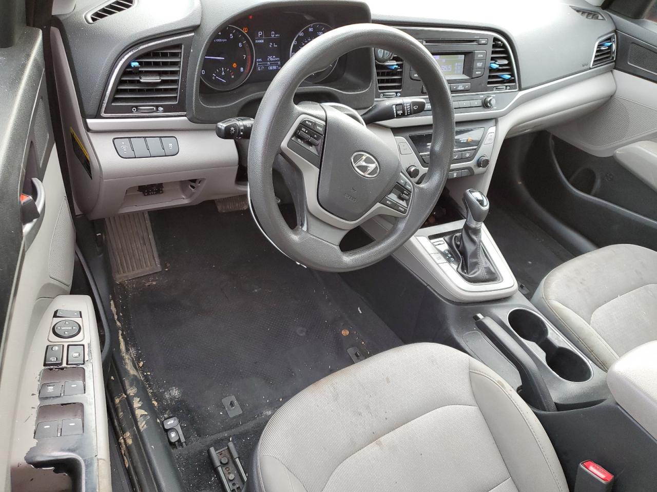 2017 Hyundai Elantra - Image 8