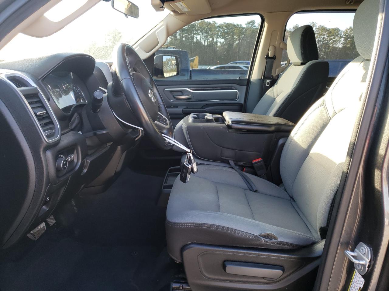2019 RAM 1500 - Image 7