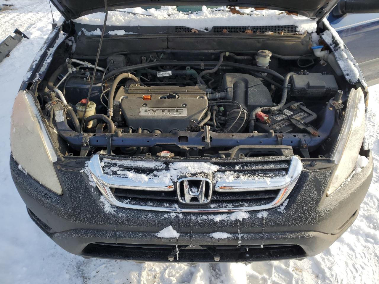 2004 Honda CR-V - Image 12