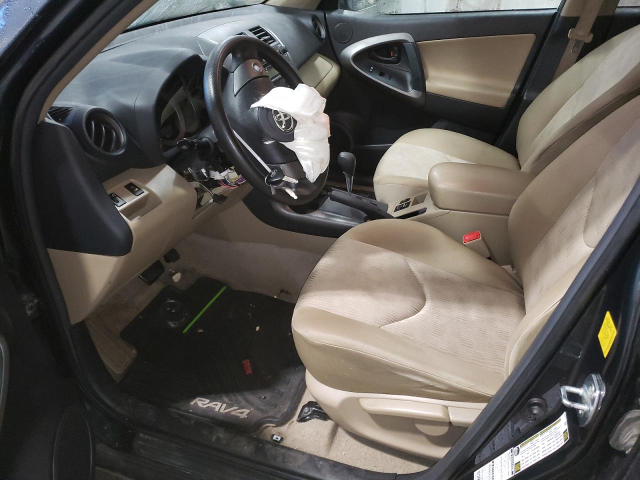 2010 Toyota RAV 4 - Image 7