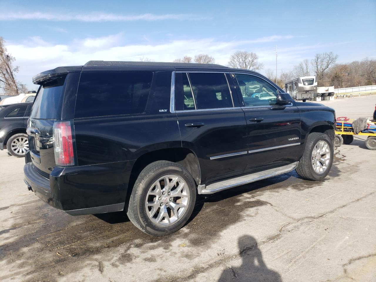 2015 GMC Yukon - Image 3