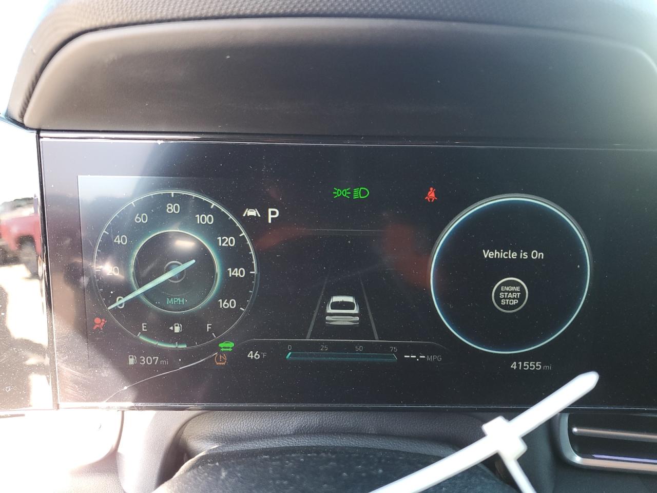 2023 Hyundai Elantra - Image 9