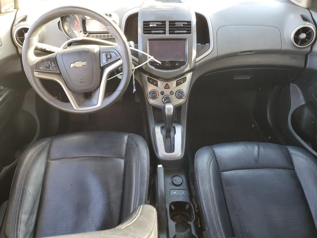 2016 Chevrolet Sonic - Image 8
