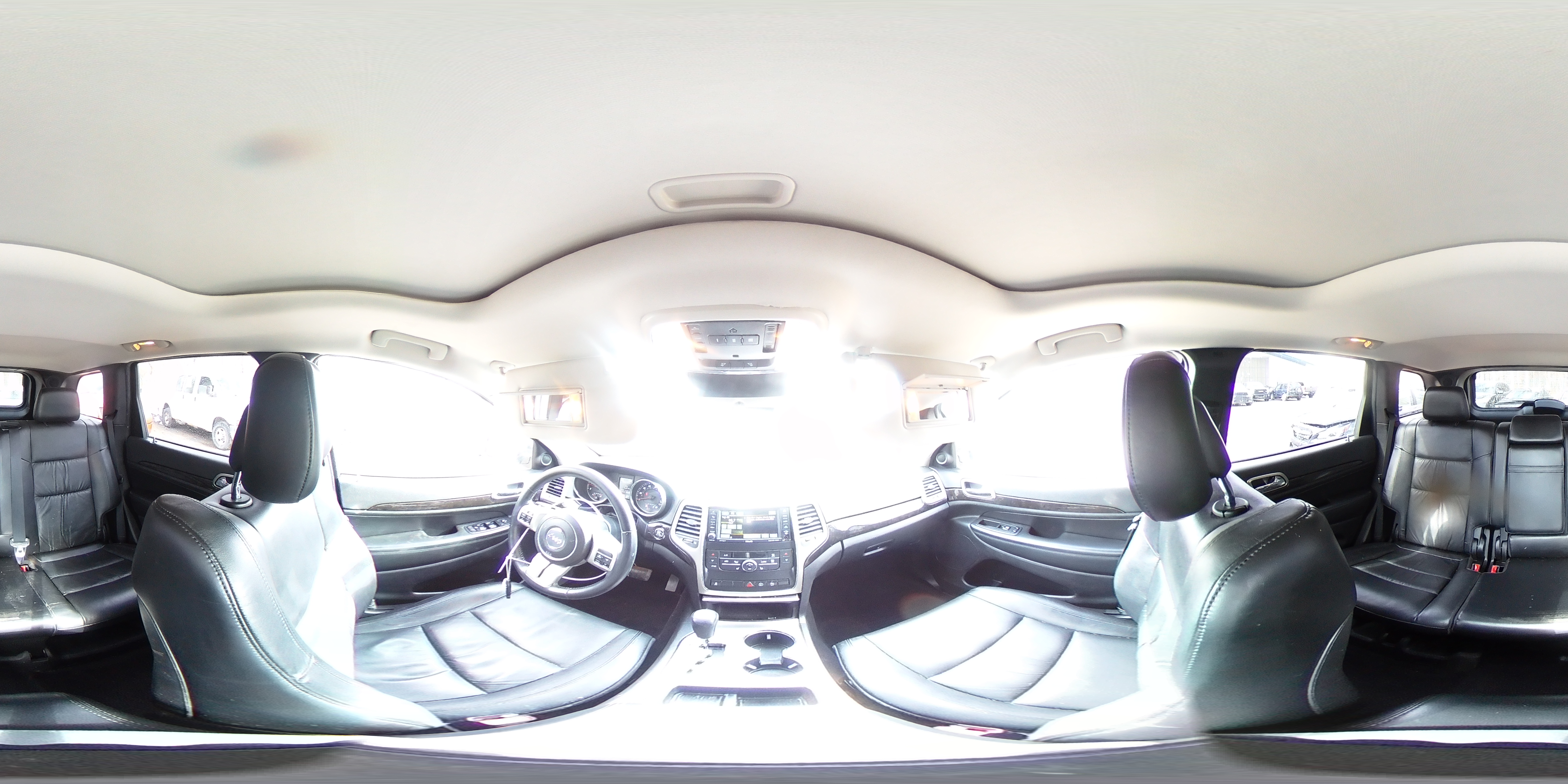 2013 Jeep Grand Cherokee - Image 14