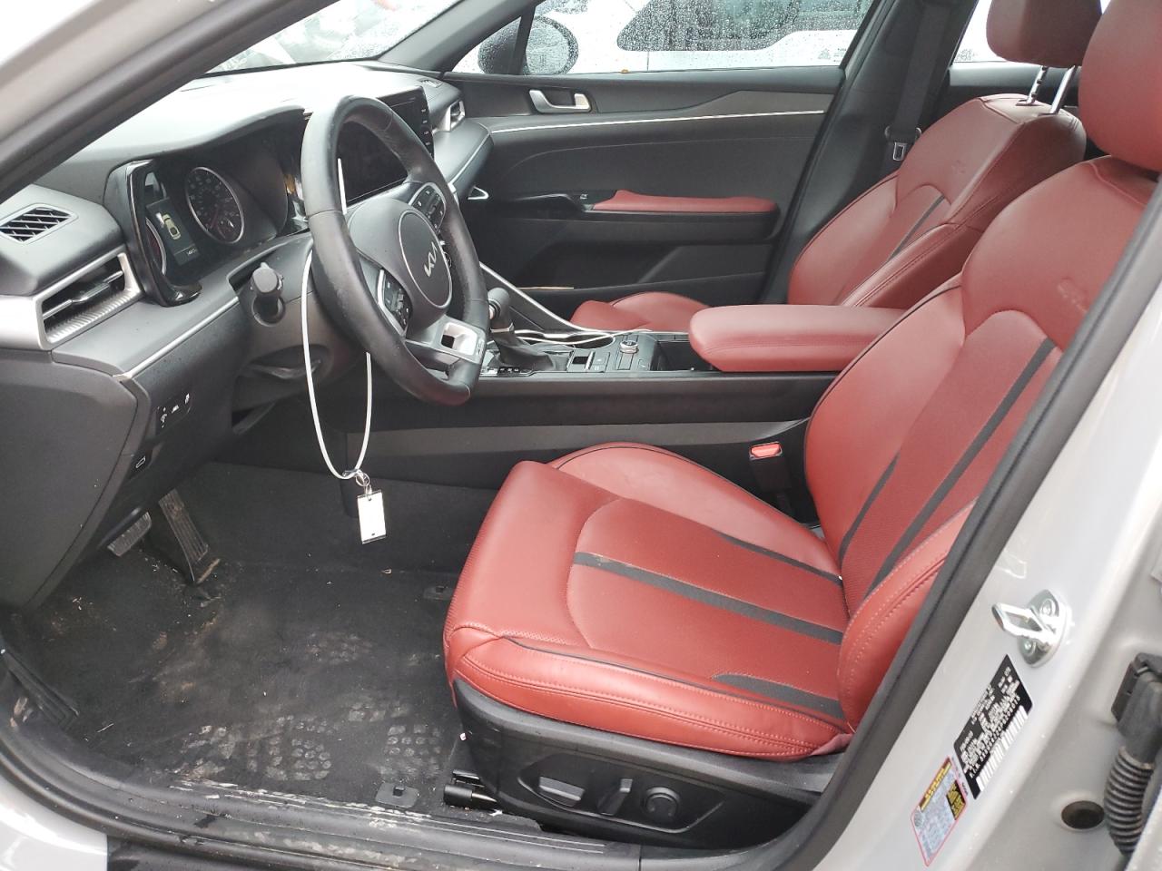 2023 Kia K5 - Image 7