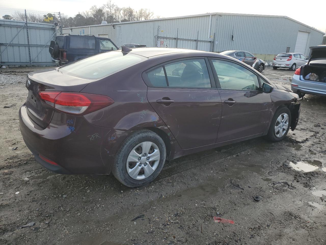 2018 Kia Forte - Image 3