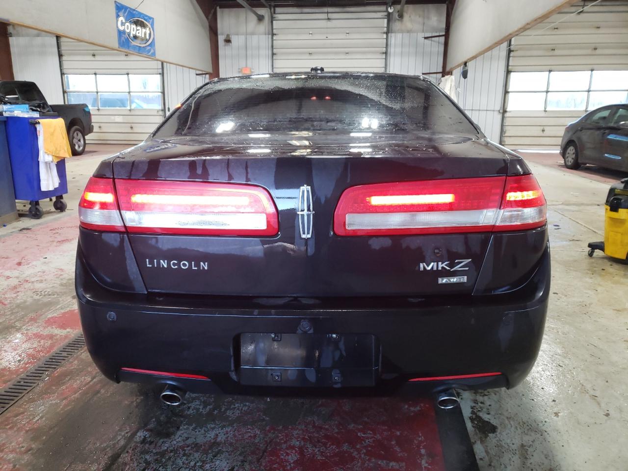 2010 Lincoln MKZ - Image 6