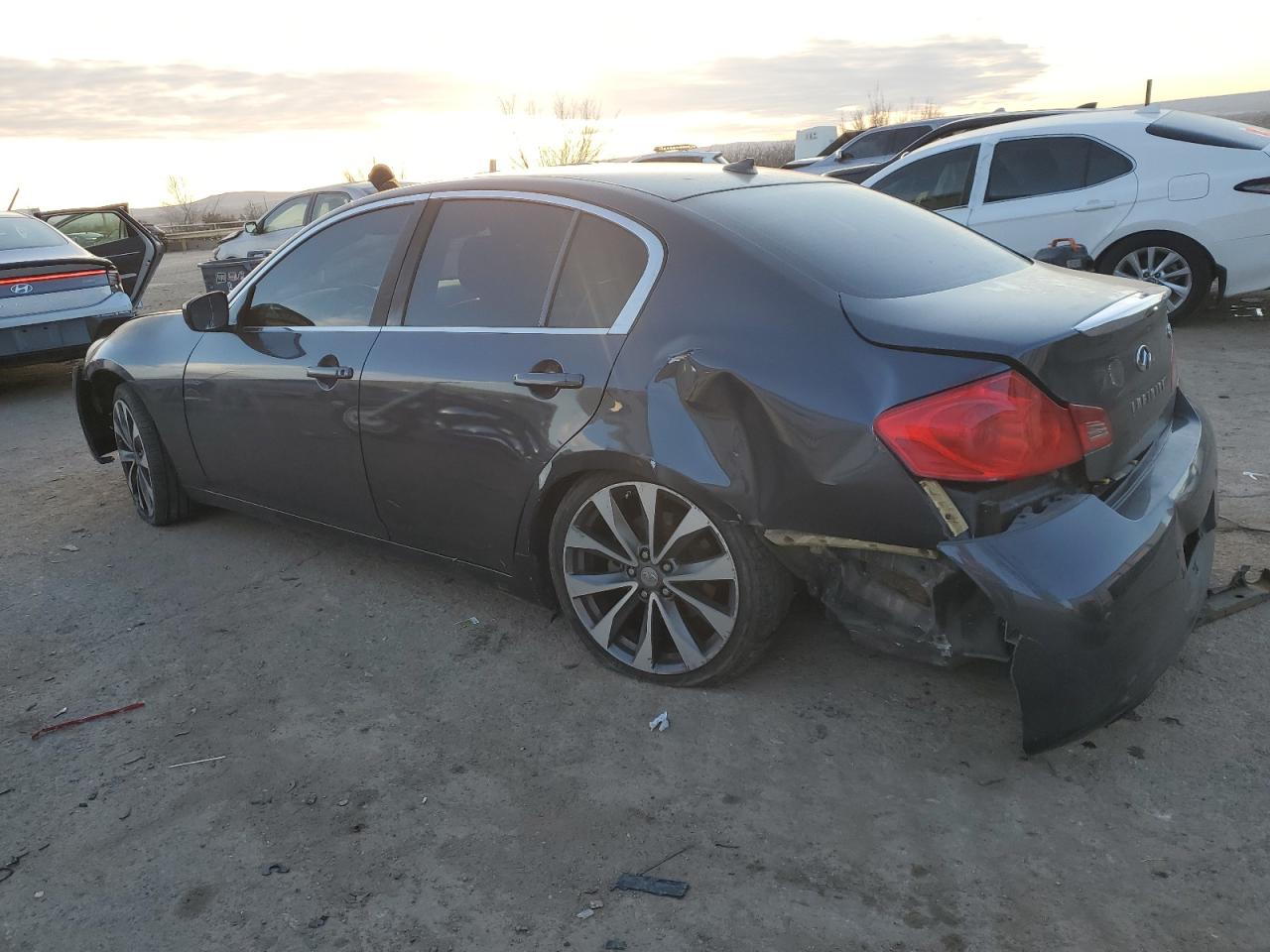 2013 Infiniti G - Image 2