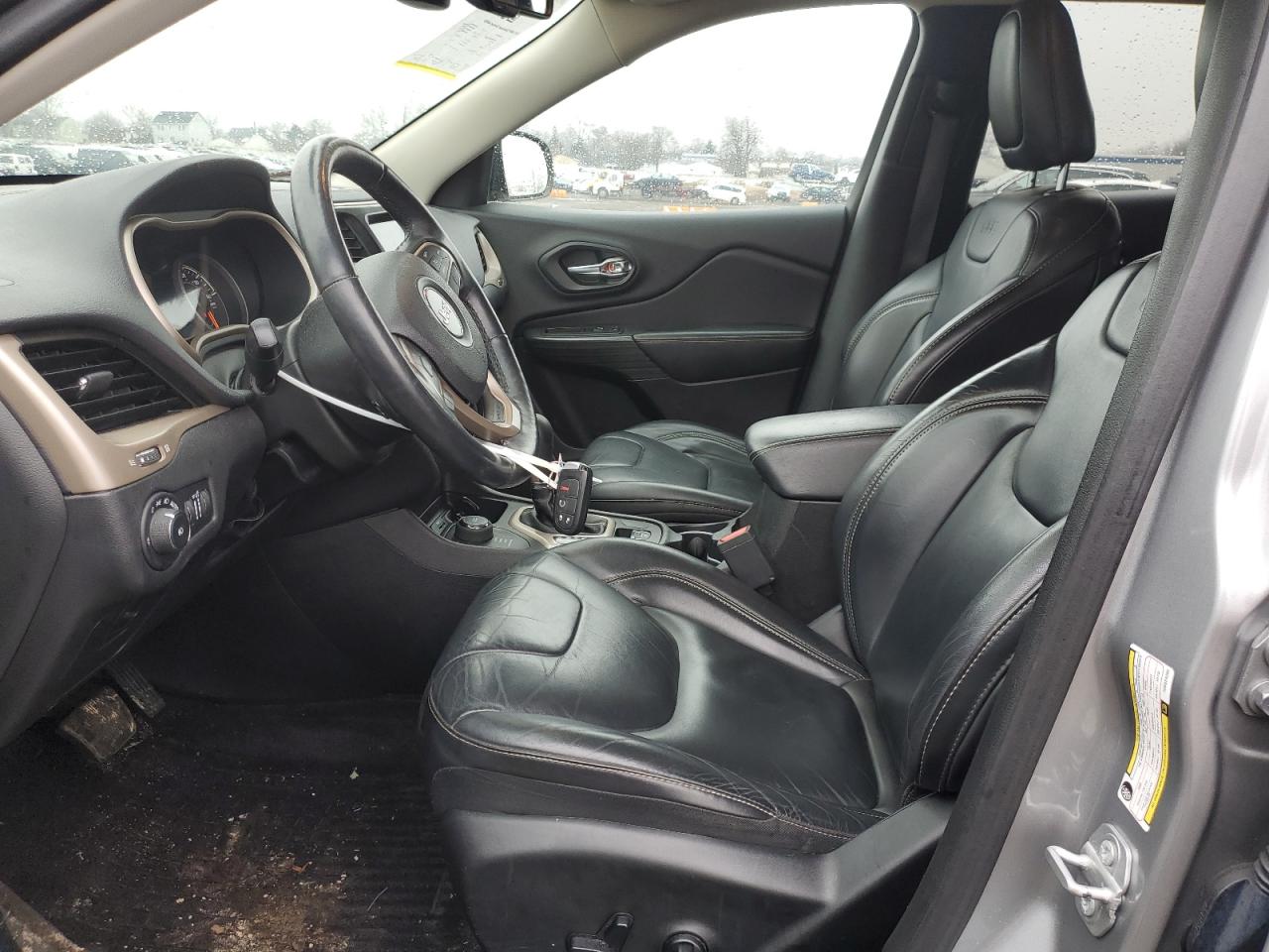 2017 Jeep Grand Cherokee - Image 7