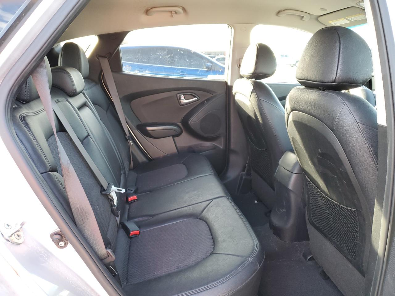 2013 Hyundai Tucson - Image 11