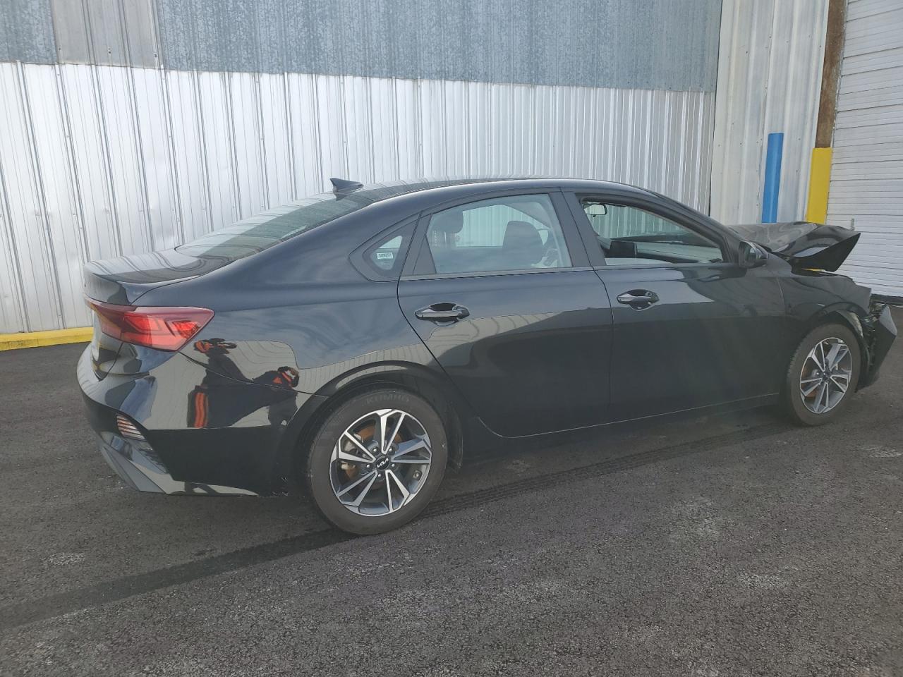 2024 Kia Forte - Image 3
