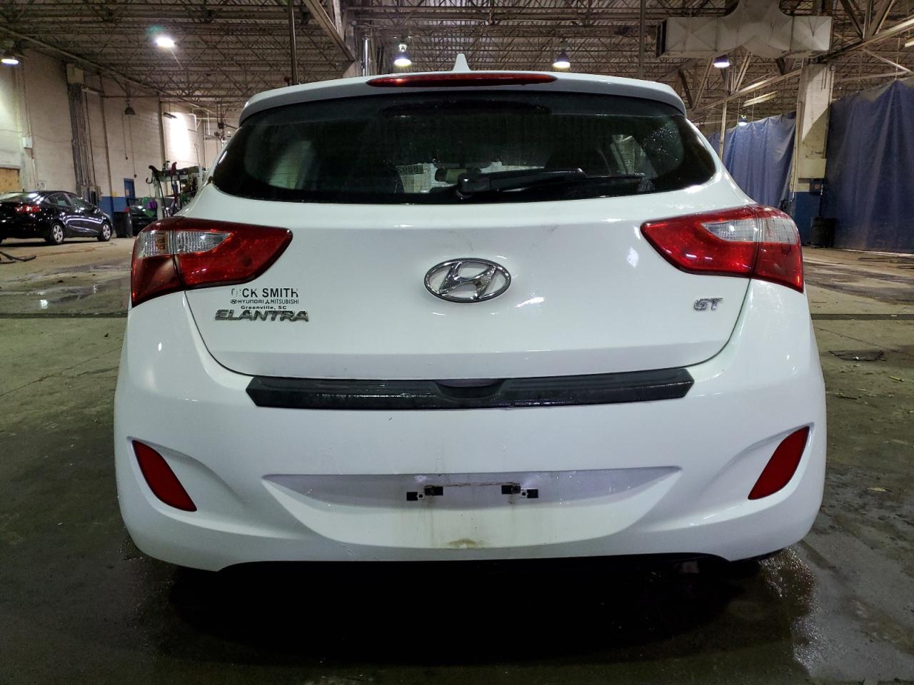2016 Hyundai Elantra - Image 6