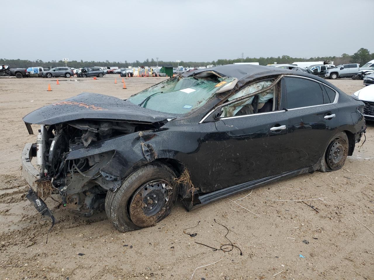 2016 Nissan Altima - Image 1