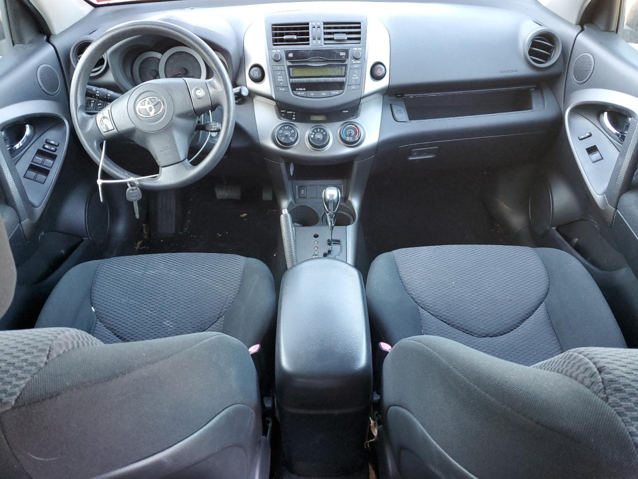 2011 Toyota RAV 4 - Image 8