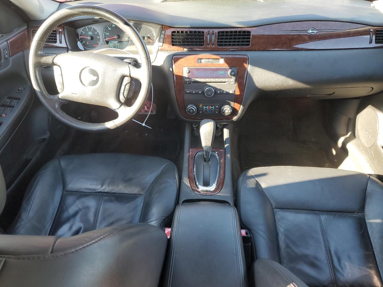 2011 Chevrolet Impala - Image 8
