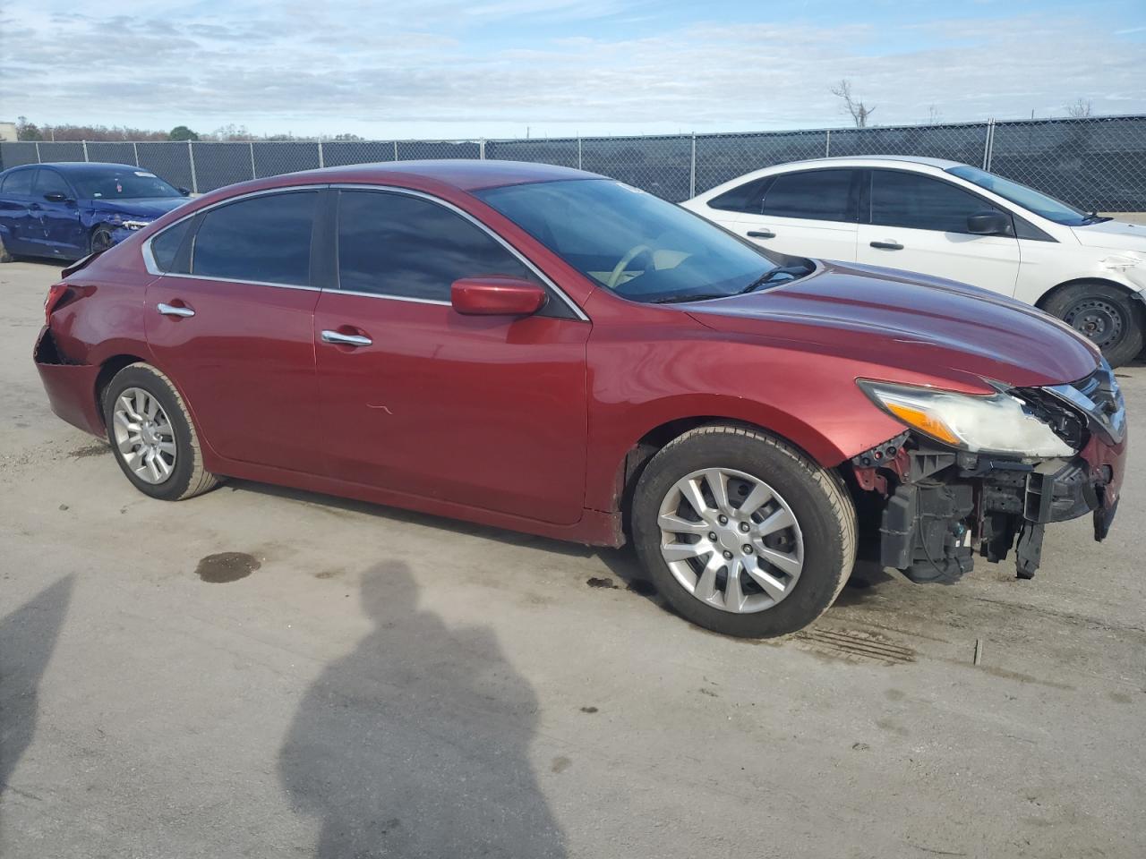 2016 Nissan Altima - Image 4