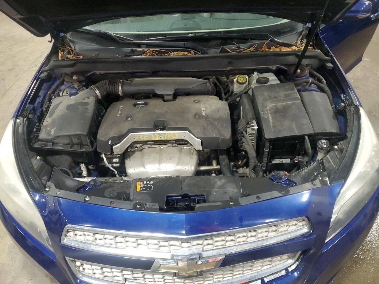 2013 Chevrolet Malibu - Image 12