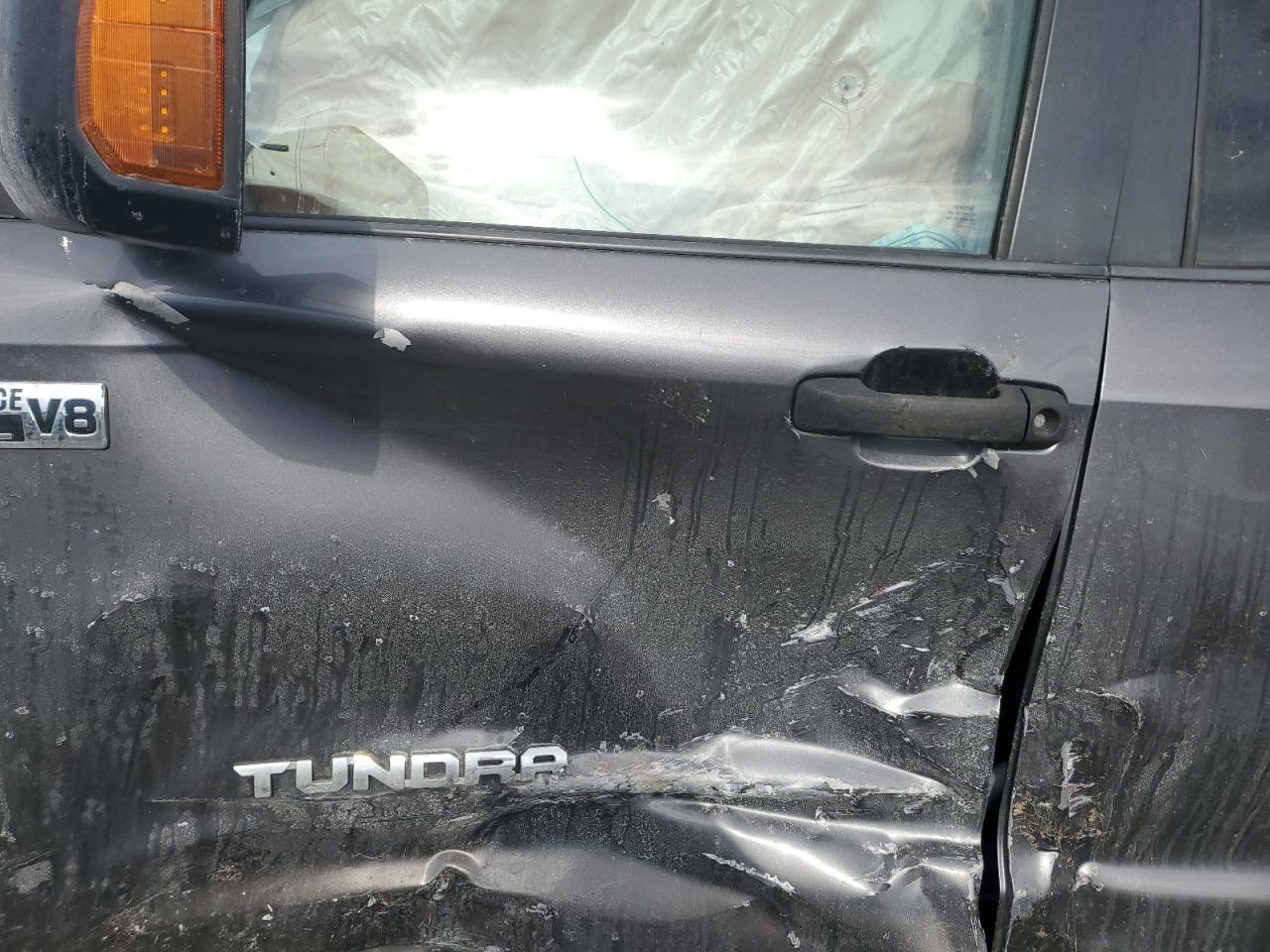 2015 Toyota Tundra - Image 7
