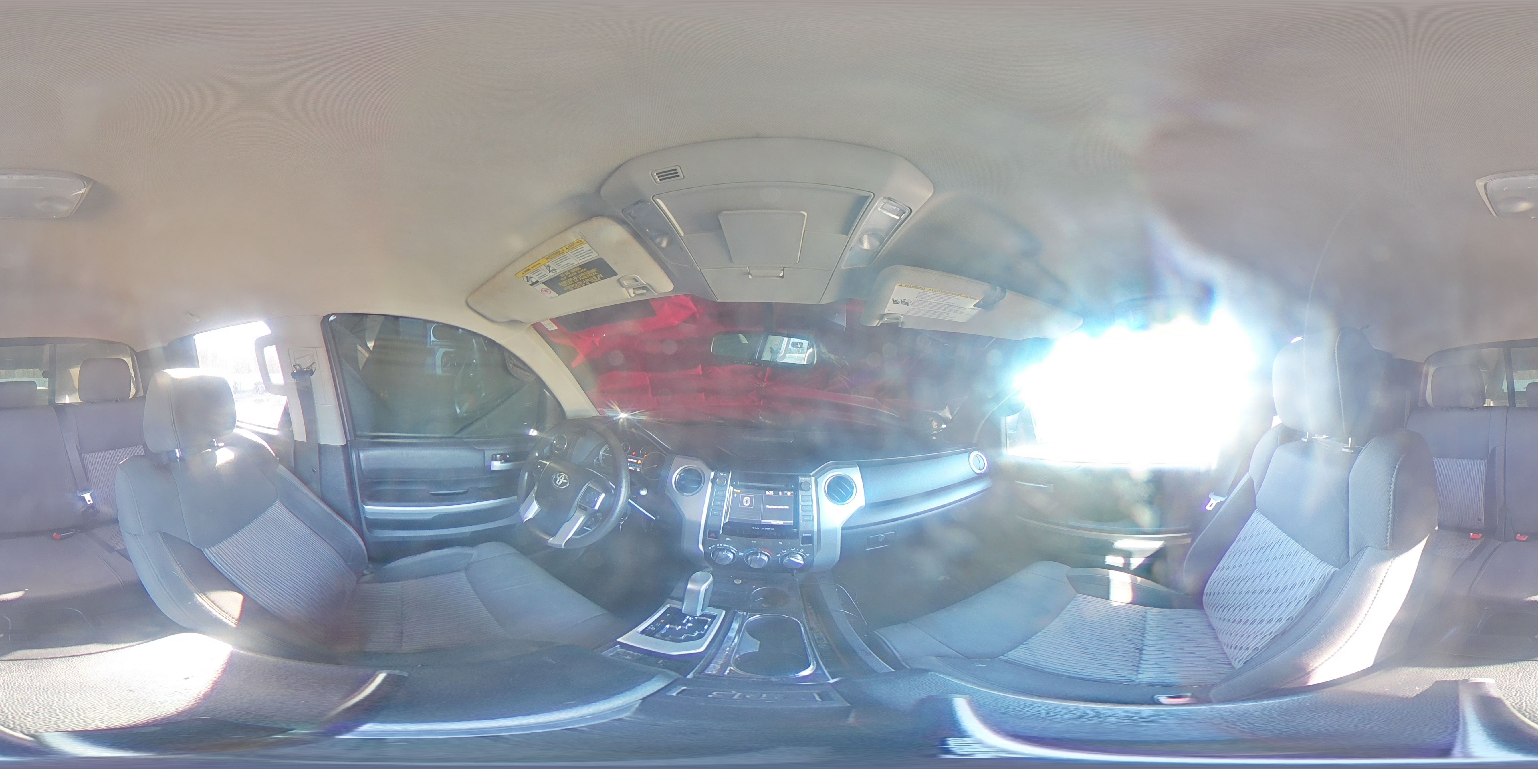 2016 Toyota Tundra - Image 13