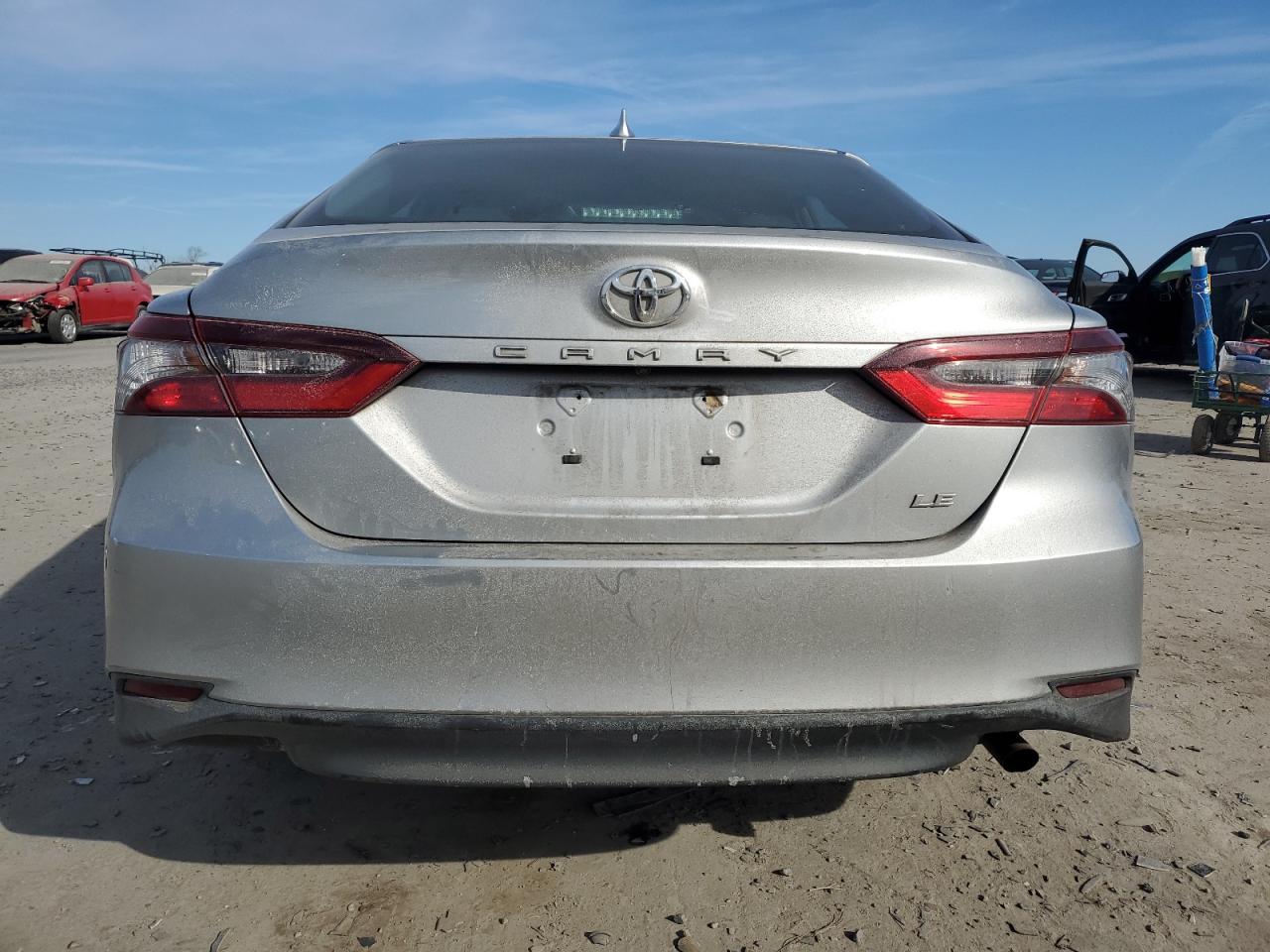 2021 Toyota Camry - Image 6